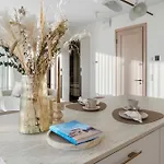 Wiigi Luxury Seaview