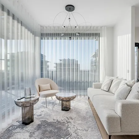 Wiigi Luxury Seaview Apartment *