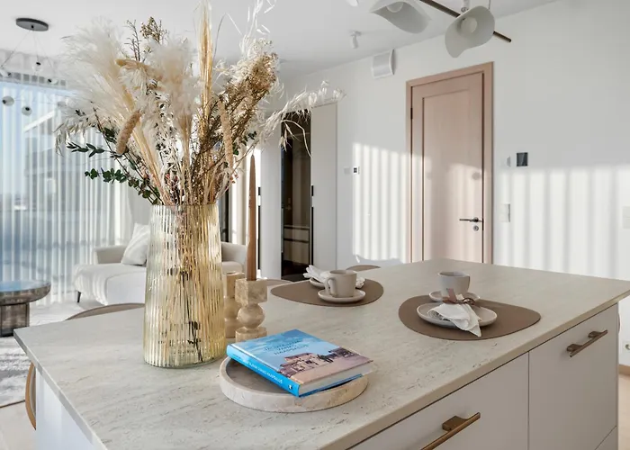 Wiigi Luxury Seaview