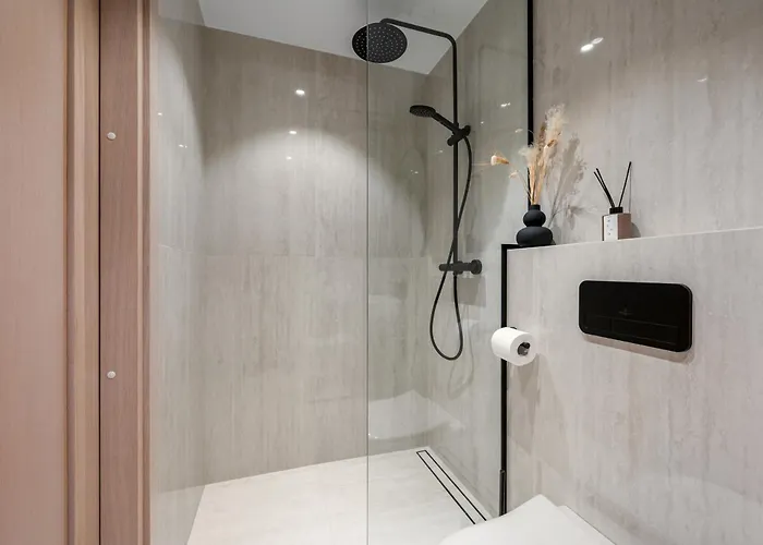 Wiigi Luxury Seaview Apartment *